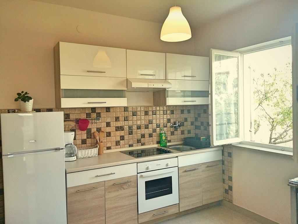 Jimmy Apartments Pula Luaran gambar
