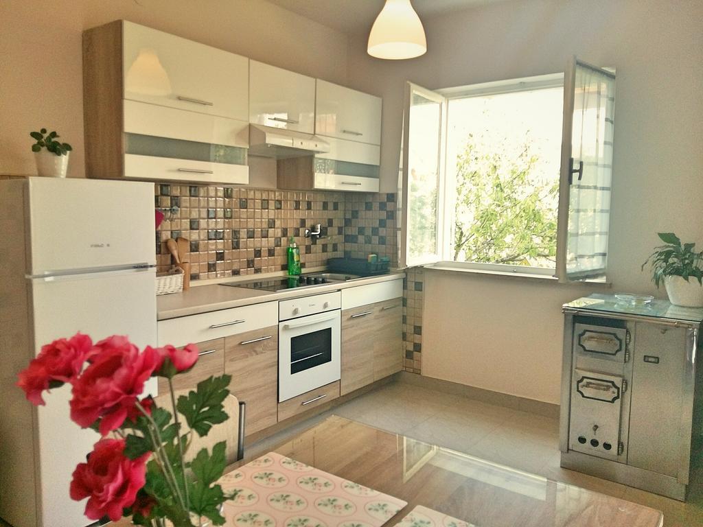 Jimmy Apartments Pula Luaran gambar