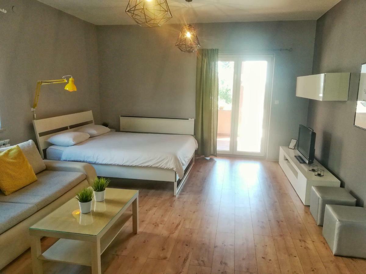 Jimmy Apartments Pula Luaran gambar